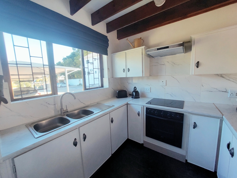 2 Bedroom Property for Sale in Heatherlands Western Cape